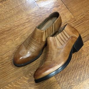 Skechers Bamboozled Saddleback Leather Ankle Booties size 6.5